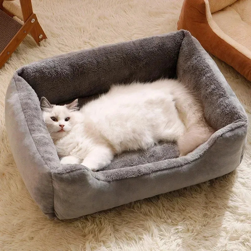 Cozy Four-Season Pet Bed